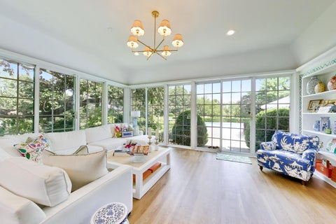 Tiny photo for 374 N Bateman Circle, Barrington Hills, IL 60010 (MLS # 12753018)