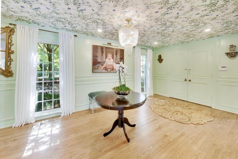 Tiny photo for 374 N Bateman Circle, Barrington Hills, IL 60010 (MLS # 12753018)