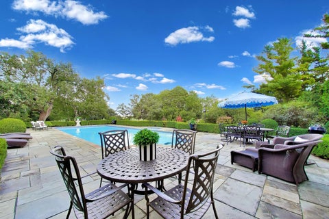 Tiny photo for 374 N Bateman Circle, Barrington Hills, IL 60010 (MLS # 12753018)