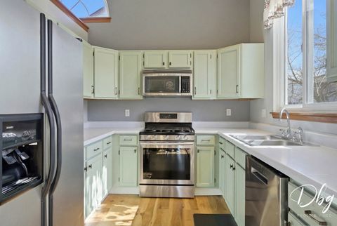 Tiny photo for 67 W Dahlia Lane, Round Lake Beach, IL 60073 (MLS # 12578981)