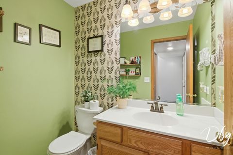 Tiny photo for 67 W Dahlia Lane, Round Lake Beach, IL 60073 (MLS # 12578981)