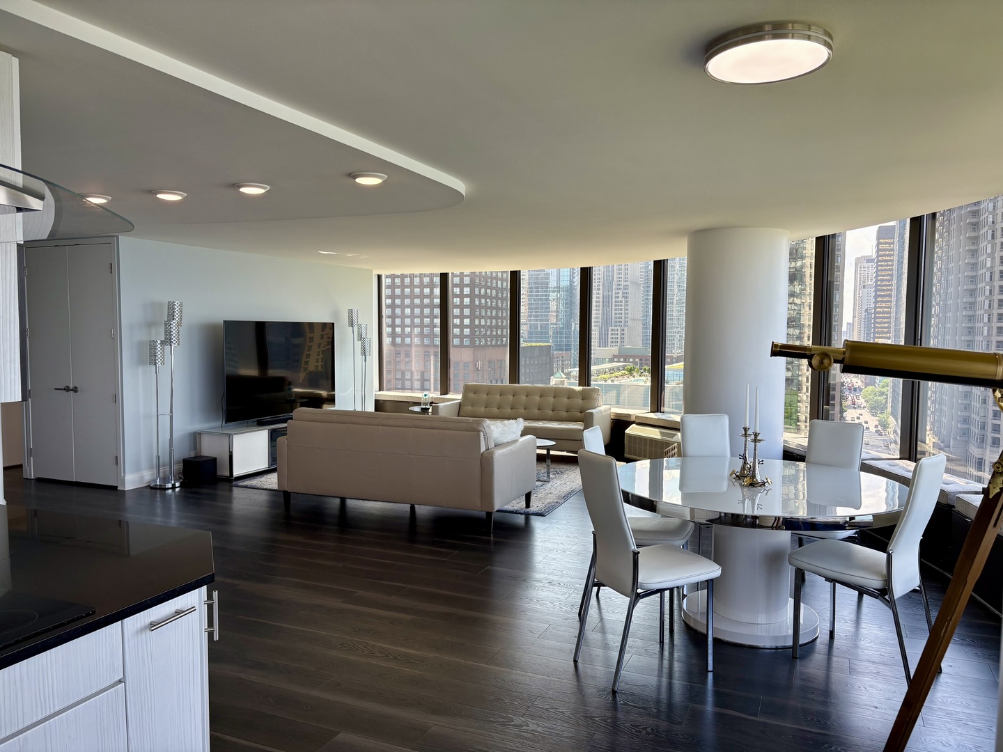 505 N Lake Shore Drive 1603-1604