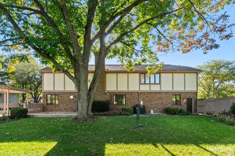 Tiny photo for 13 Windwood Drive, Sugar Grove, IL 60554 (MLS # 12776462)