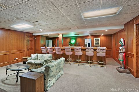 Tiny photo for 23 W County Line Road, Barrington Hills, IL 60010 (MLS # 12637923)