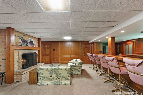 Tiny photo for 23 W County Line Road, Barrington Hills, IL 60010 (MLS # 12637923)