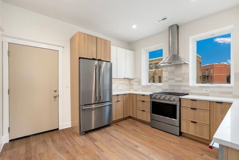 Tiny photo for 3354 N Whipple Street #2F, Chicago, IL 60618 (MLS # 12588984)