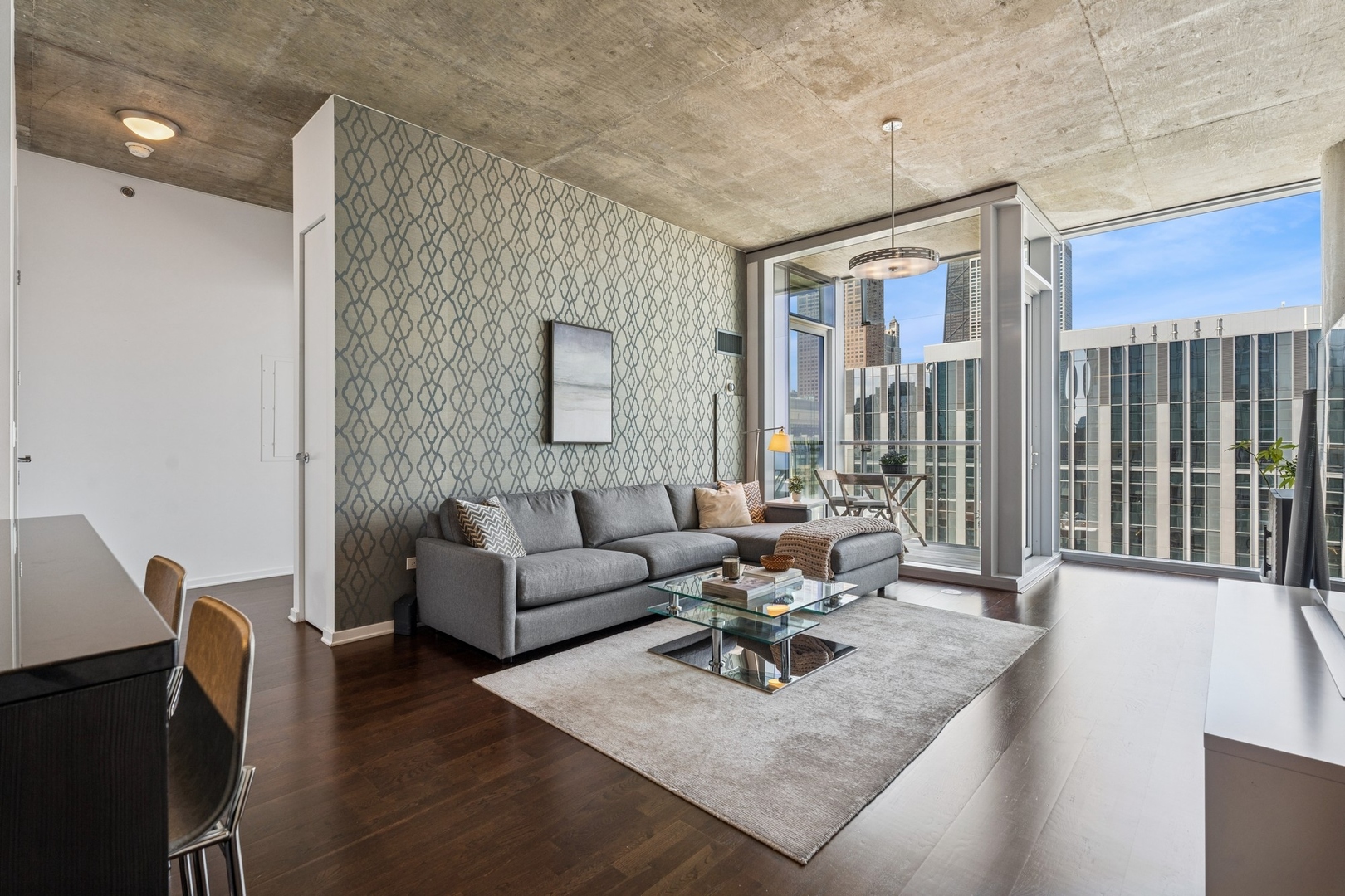 600 N FAIRBANKS Court 3304