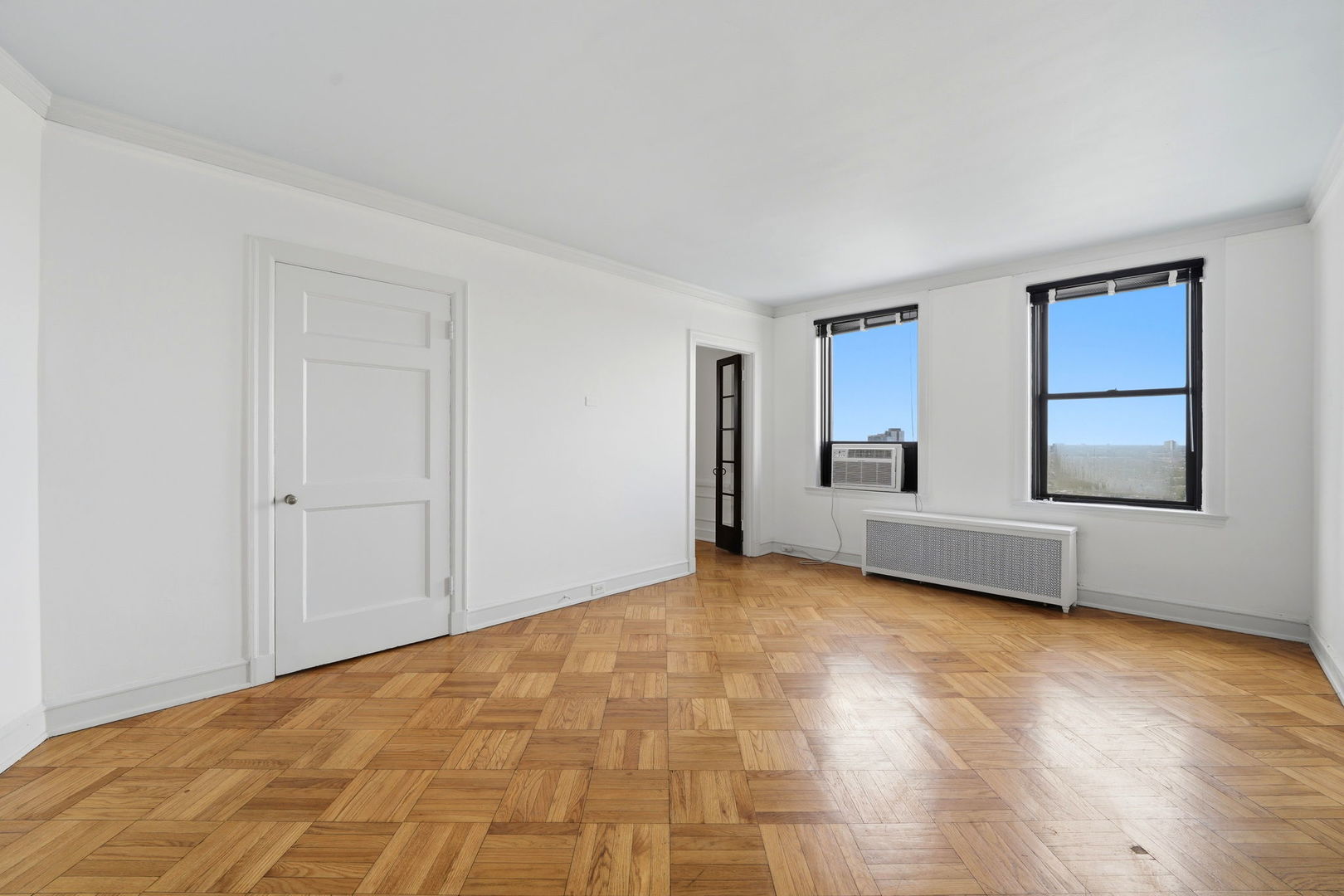 2000 N Lincoln Park W 1614