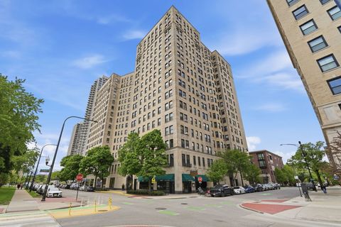 Photo of 2000 N Lincoln Park W #1614, Chicago, IL 60614 (MLS # 12639015)
