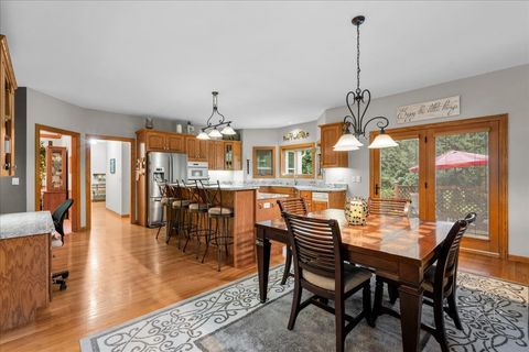 Tiny photo for 36 Oak Bluff Court, Naperville, IL 60565 (MLS # 12409293)