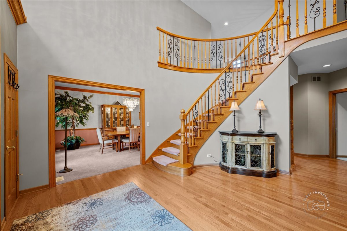 36 Oak Bluff Court