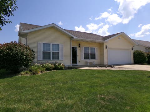Tiny photo for 8 Liberty Lane, Clinton, IL 61727 (MLS # 12740577)