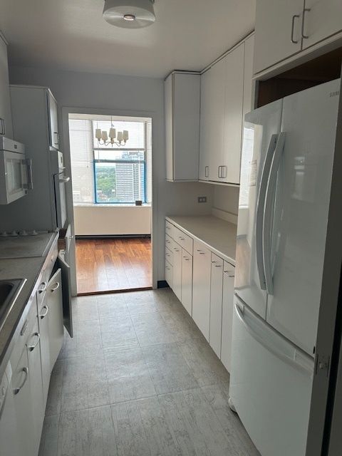 Tiny photo for 5757 N Sheridan Road #18J, Chicago, IL 60660 (MLS # 12478118)