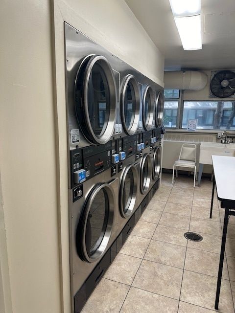 Tiny photo for 5757 N Sheridan Road #18J, Chicago, IL 60660 (MLS # 12478118)
