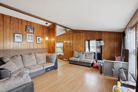 Tiny photo for 350 E Summer Street, Paxton, IL 60957 (MLS # 12608950)