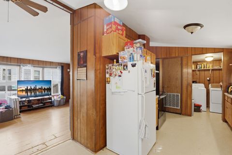 Tiny photo for 350 E Summer Street, Paxton, IL 60957 (MLS # 12608950)