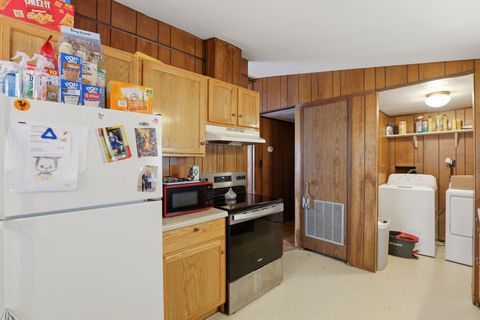 Tiny photo for 350 E Summer Street, Paxton, IL 60957 (MLS # 12608950)