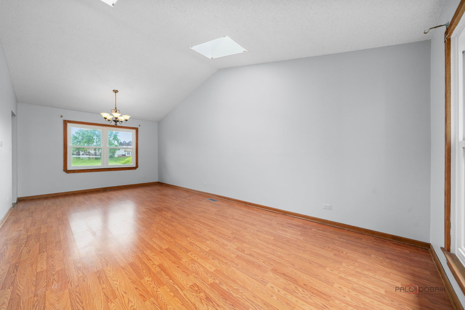 1255 W Dexter Lane