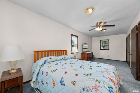 Tiny photo for 2375 31ST Street #A, Moline, IL 61265 (MLS # QC4267483)