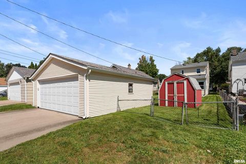 Tiny photo for 2375 31ST Street #A, Moline, IL 61265 (MLS # QC4267483)