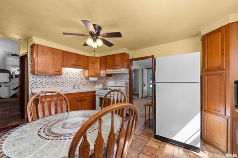 Tiny photo for 2375 31ST Street #A, Moline, IL 61265 (MLS # QC4267483)