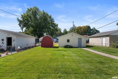 Tiny photo for 2375 31ST Street #A, Moline, IL 61265 (MLS # QC4267483)