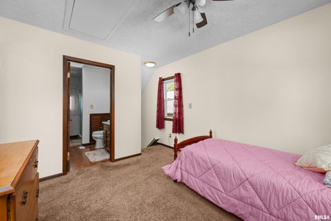 Tiny photo for 2375 31ST Street #A, Moline, IL 61265 (MLS # QC4267483)