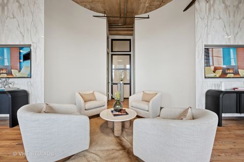 Tiny photo for 1327 W WASHINGTON Boulevard #5CD, Chicago, IL 60607 (MLS # 12511056)