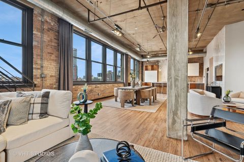 Tiny photo for 1327 W WASHINGTON Boulevard #5CD, Chicago, IL 60607 (MLS # 12511056)