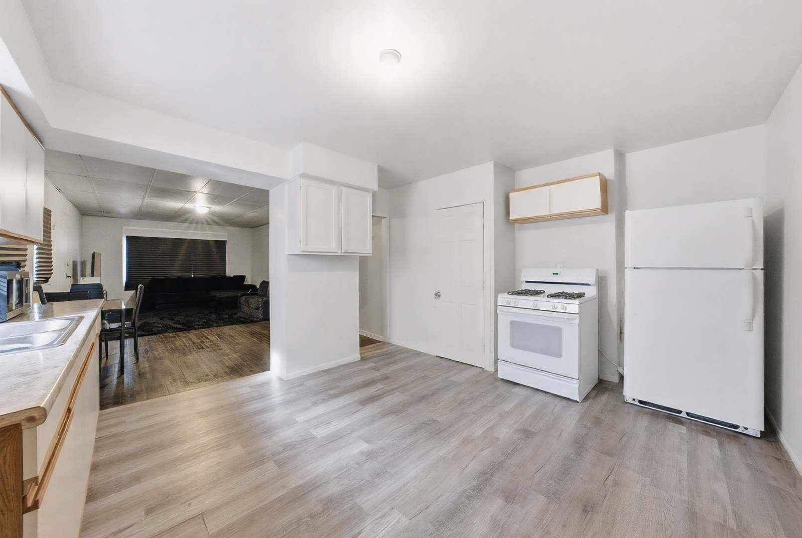 11735 S Indiana Avenue