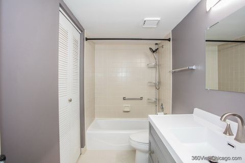 Tiny photo for 8415 W 95th Street #24, Hickory Hills, IL 60457 (MLS # 12565877)