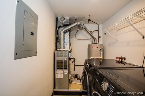 Tiny photo for 8415 W 95th Street #24, Hickory Hills, IL 60457 (MLS # 12565877)