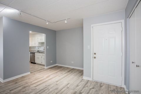 Tiny photo for 8415 W 95th Street #24, Hickory Hills, IL 60457 (MLS # 12565877)