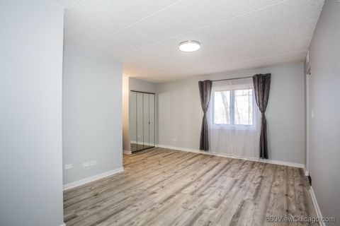 Tiny photo for 8415 W 95th Street #24, Hickory Hills, IL 60457 (MLS # 12565877)