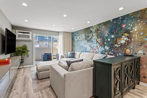Tiny photo for 9954 S 84th Terrace #109, Palos Hills, IL 60465 (MLS # 12639924)