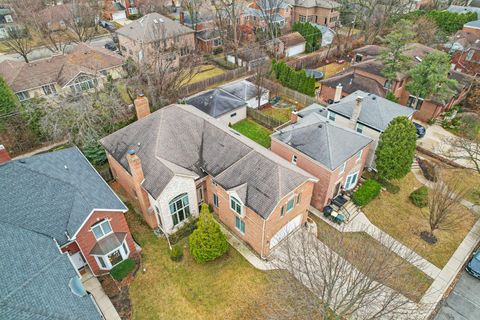 A home in Lincolnwood