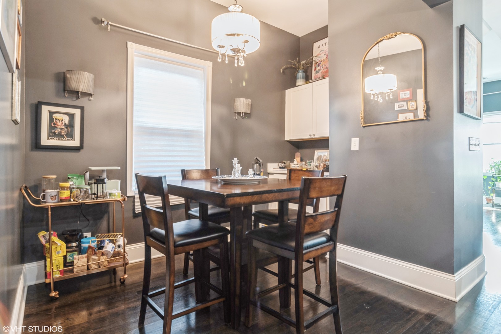 1656 N Richmond Street