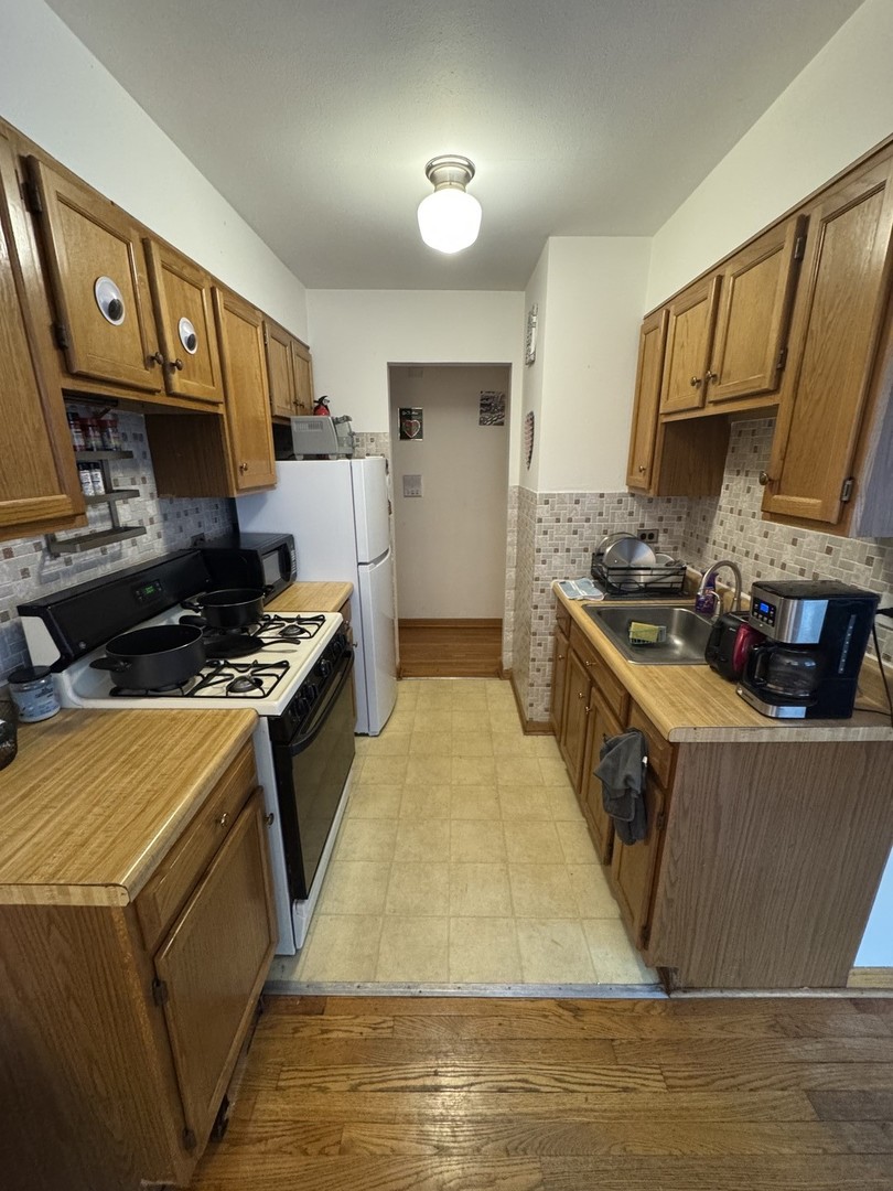 4105 W Cullom Avenue 2B