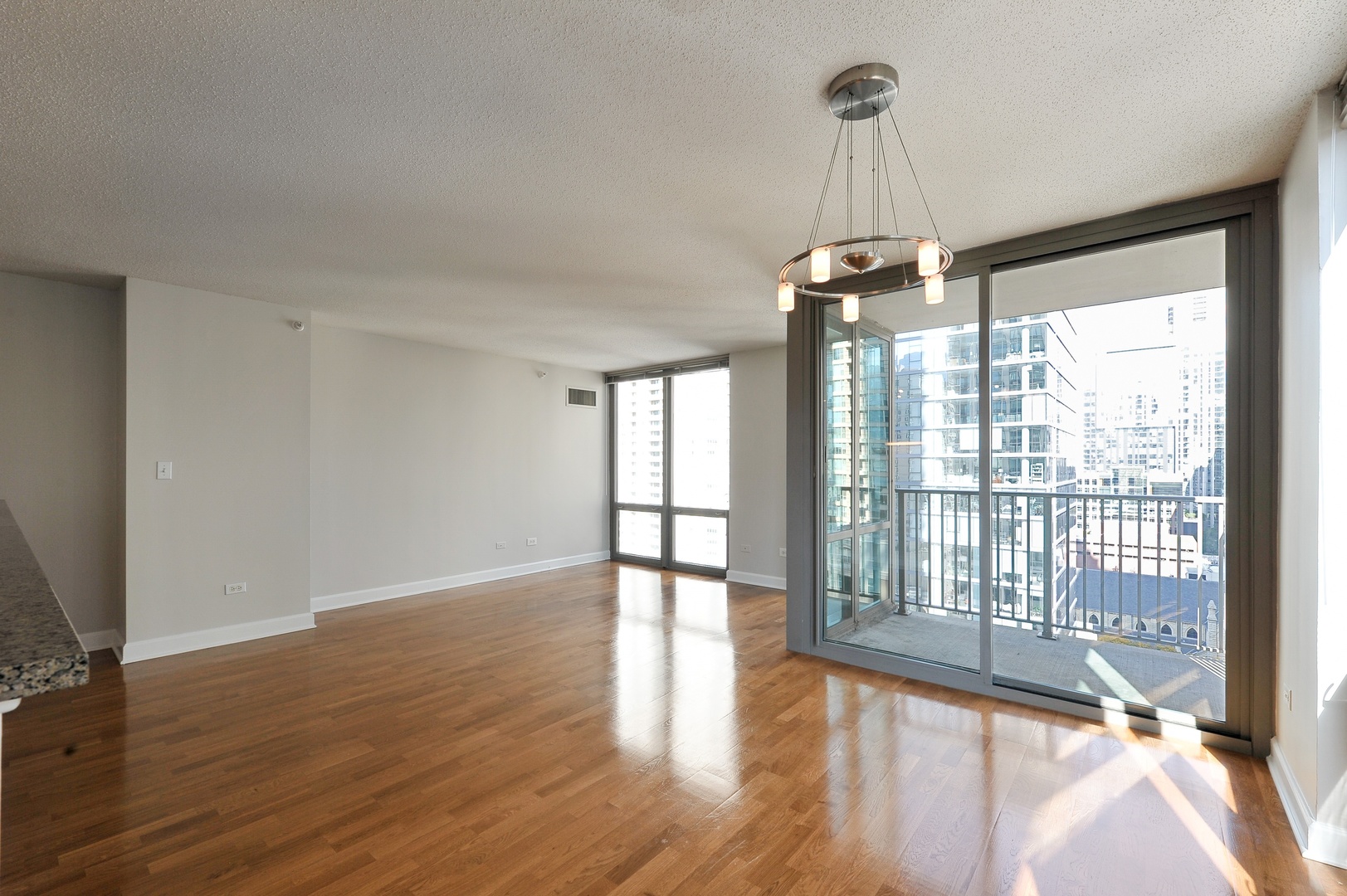 2 E Erie Street 1611