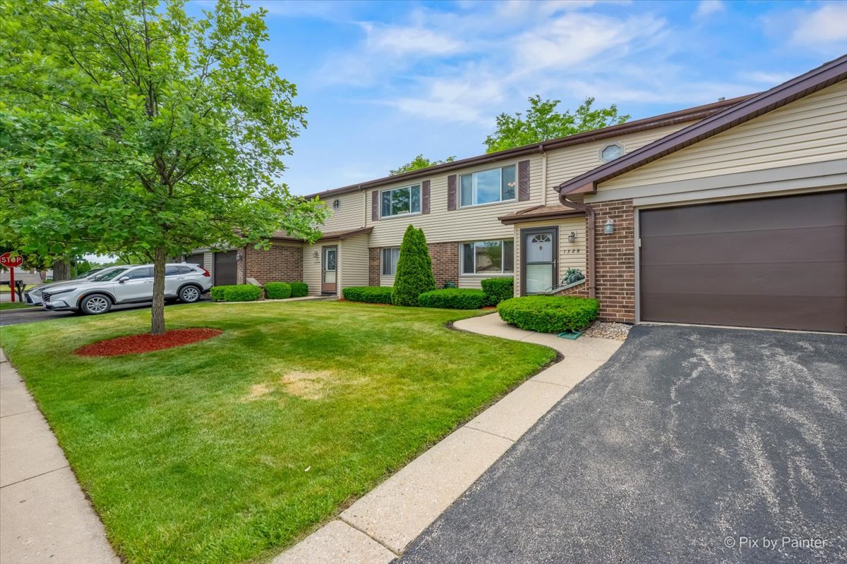 1328 Dove Court