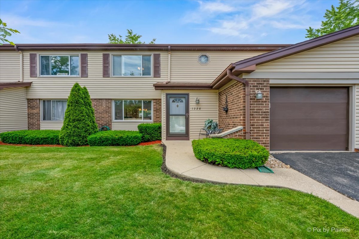 1328 Dove Court