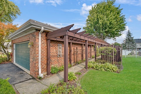 Tiny photo for 652 Wellington Parkway, New Lenox, IL 60451 (MLS # 12714601)