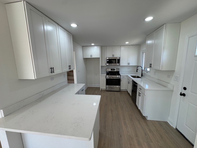 870 E Thacker Street