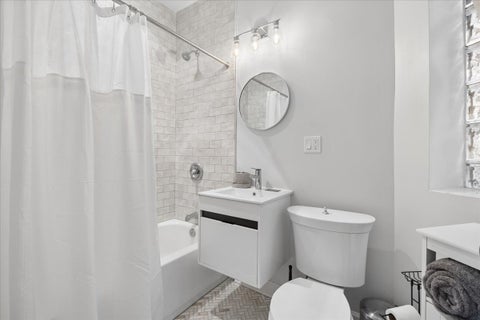 Tiny photo for 4852 N SACRAMENTO Avenue #2N, Chicago, IL 60625 (MLS # 12726745)