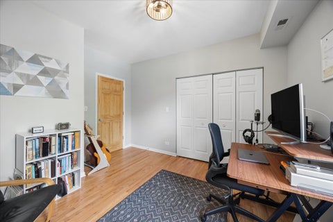 Tiny photo for 4852 N SACRAMENTO Avenue #2N, Chicago, IL 60625 (MLS # 12726745)
