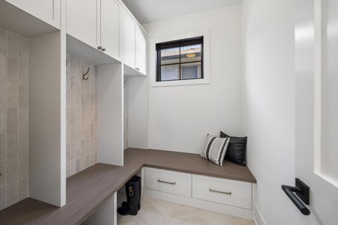 Tiny photo for 138 N Prospect Avenue, Clarendon Hills, IL 60514 (MLS # 12585677)