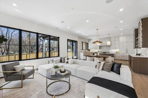 Tiny photo for 138 N Prospect Avenue, Clarendon Hills, IL 60514 (MLS # 12585677)