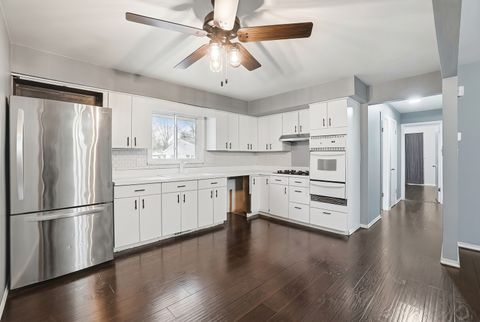 Tiny photo for 17142 Bernadine Street, Lansing, IL 60438 (MLS # 12645692)