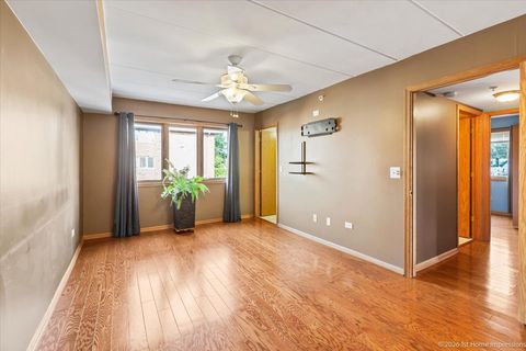 Tiny photo for 9420 S Melvina Avenue #2NW, Oak Lawn, IL 60453 (MLS # 12707037)