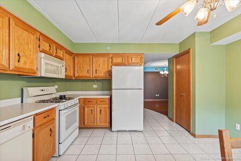 Tiny photo for 9420 S Melvina Avenue #2NW, Oak Lawn, IL 60453 (MLS # 12707037)